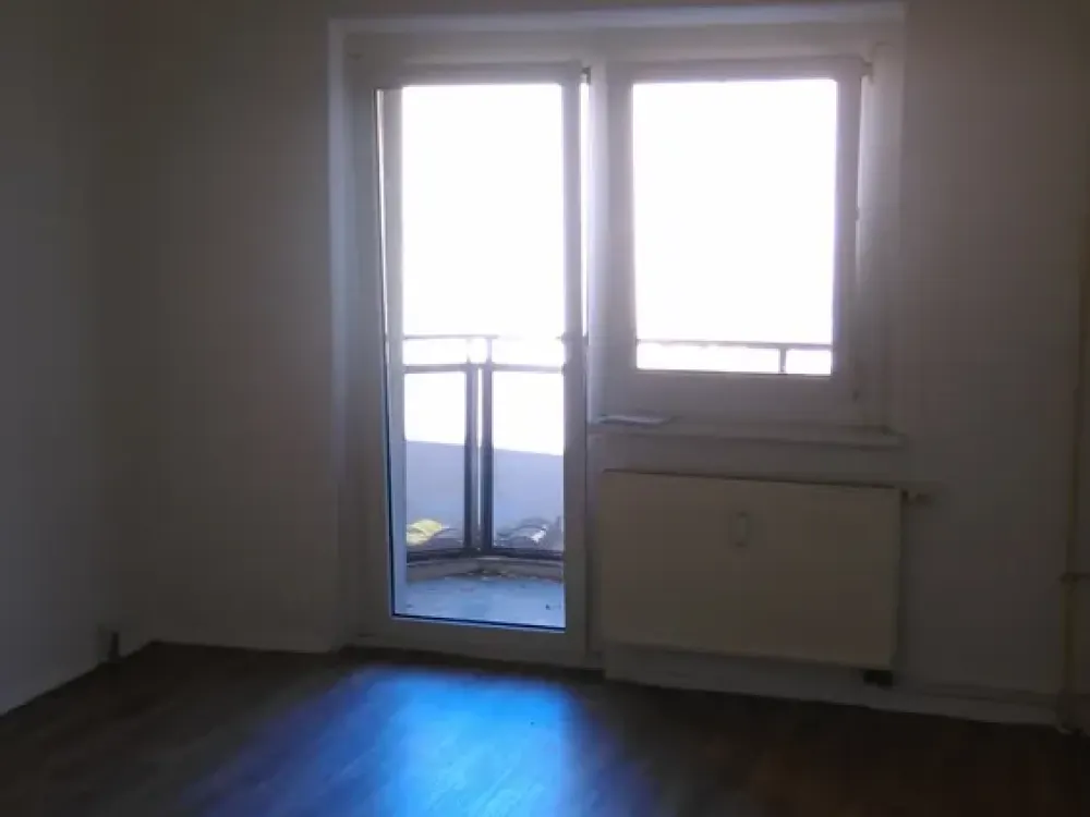 STRALAUER ALLEE 22A, an der SPREE, 2 Zimmer-Wohnung, WG geeignet
