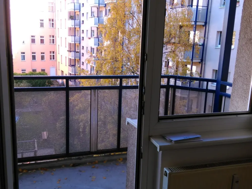 STRALAUER ALLEE 22A, an der SPREE, 2 Zimmer-Wohnung, WG geeignet