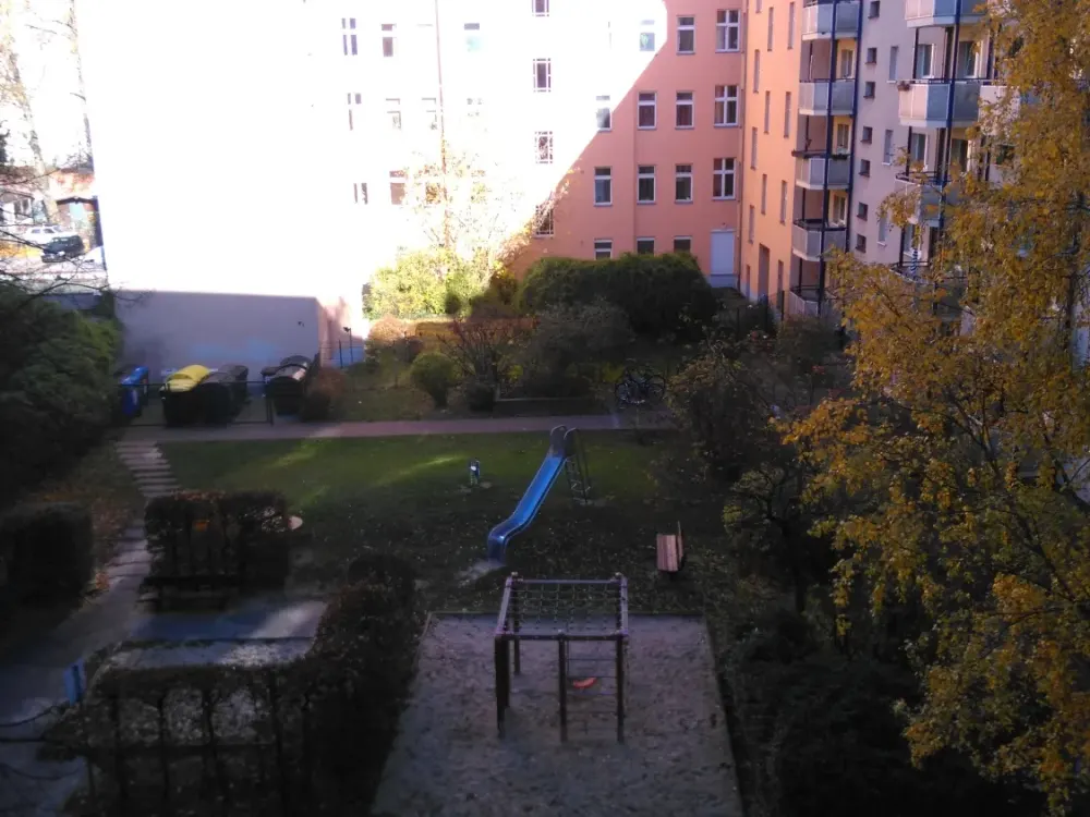 STRALAUER ALLEE 22A, an der SPREE, 2 Zimmer-Wohnung, WG geeignet