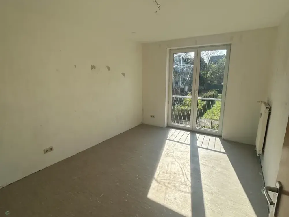 Tolle helle 3-Zimmer-Wohnung inkl eigenem PKW-Stellplatz (WBS)