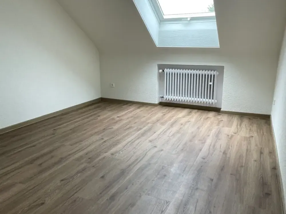 Helle 3-Zimmer-DG-Wohnung in Leinfelden-Echterdingen