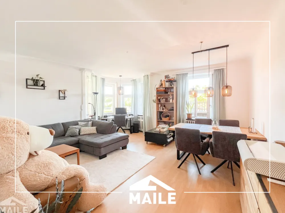 Großzügige 3,5 Zimmerwohnung mit EBK, Terrasse in ruhiger Lage von Stuttgart.
