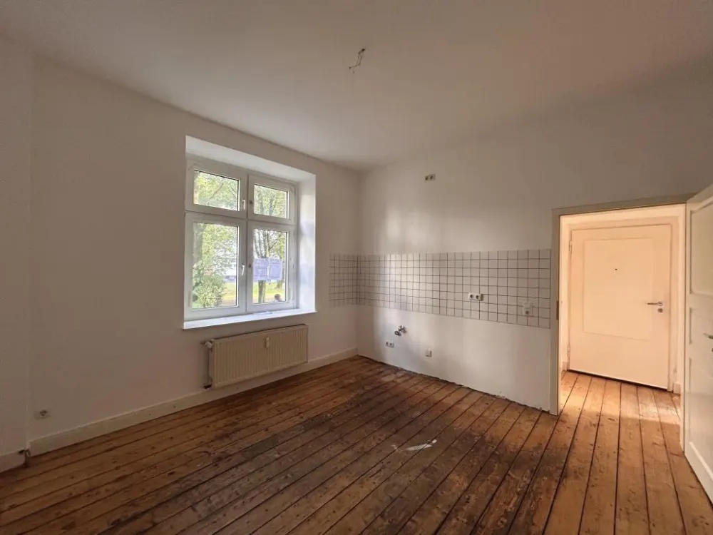 Charmante 4-Zimmer-Altbauwohnung im denkmalgeschützten Altbau