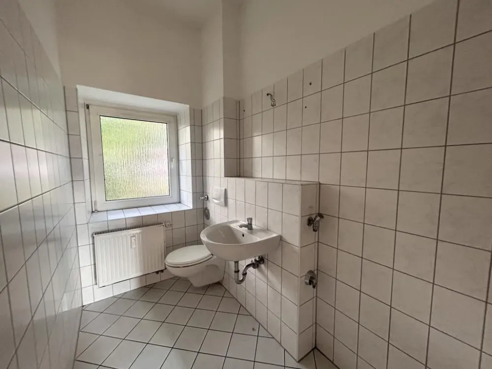 Charmante 4-Zimmer-Altbauwohnung im denkmalgeschützten Altbau