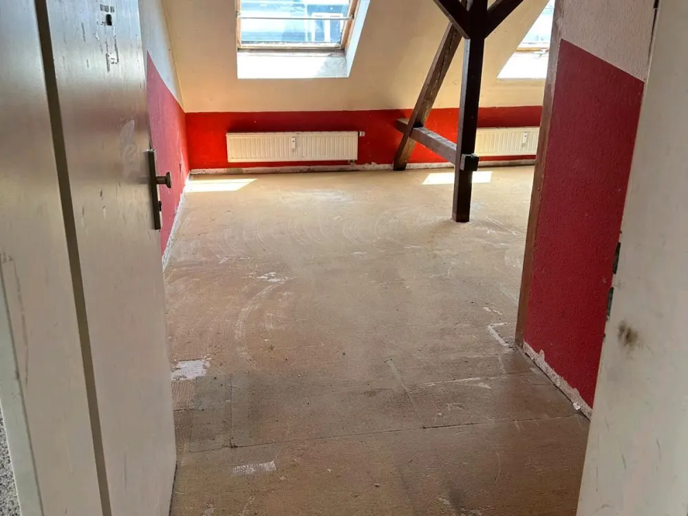 Dachgeschoss Wohnung