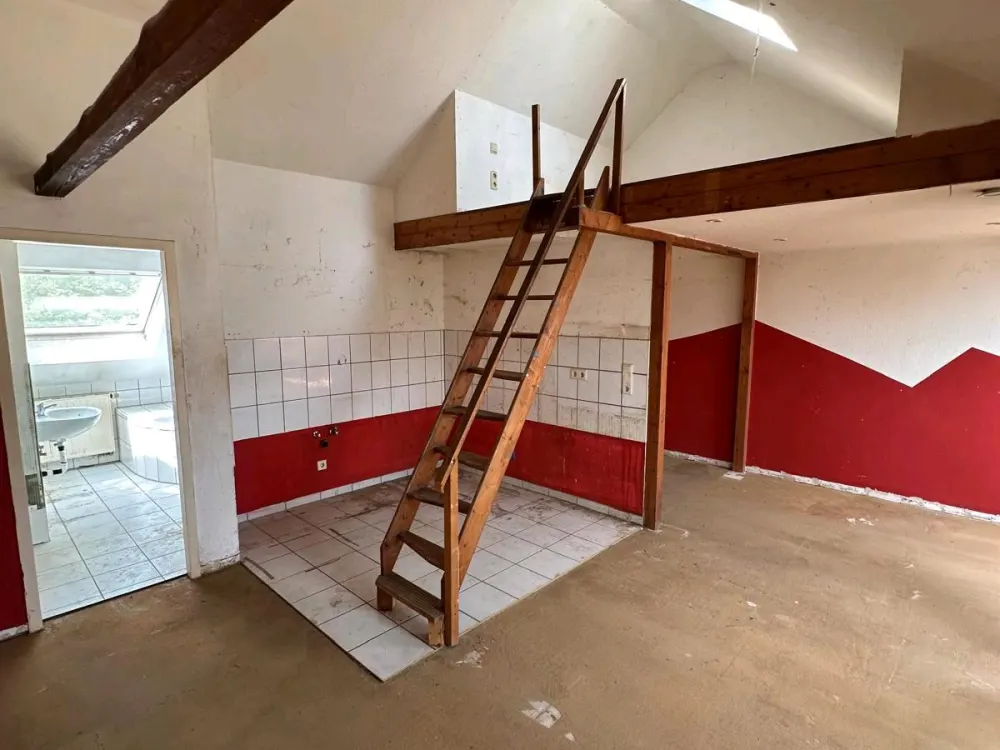 Dachgeschoss Wohnung