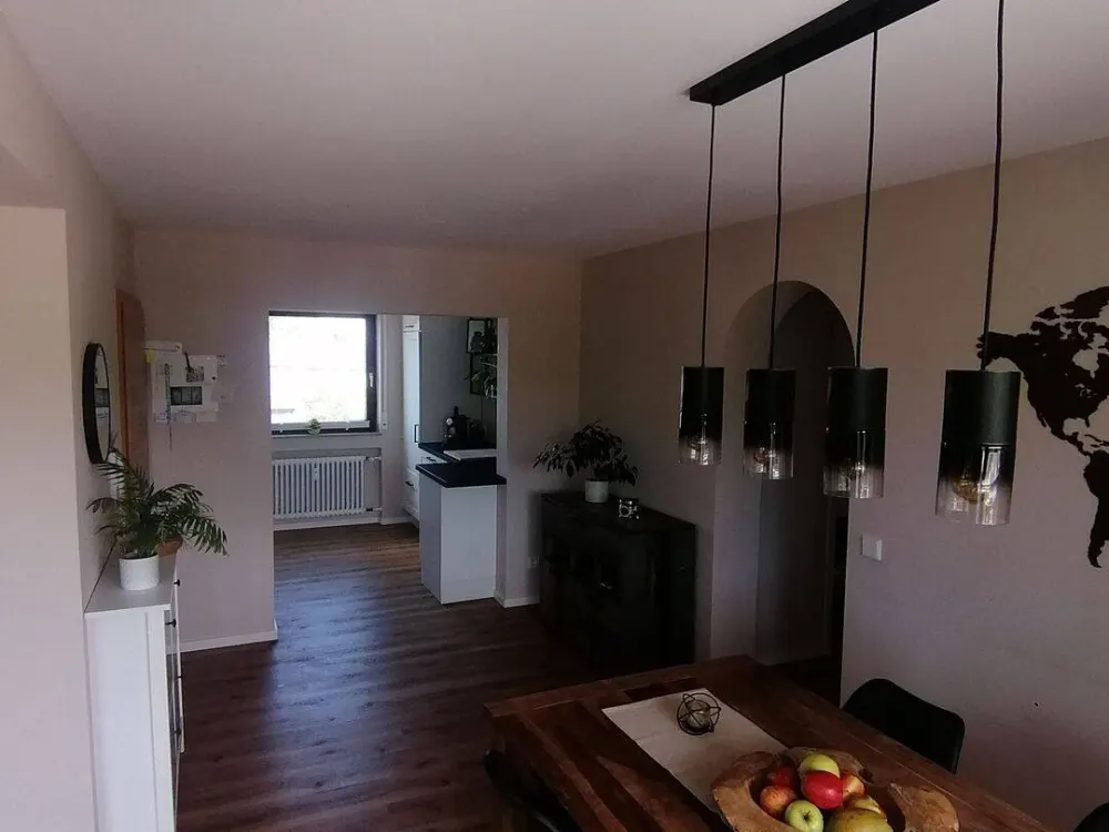 Terrassenwohnung möbliert 2,5 Zimmer