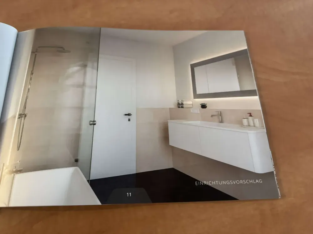 Modern 2-room apartment with parquet & underfloor heating, balcony, elevator, parking space for car, WE03***