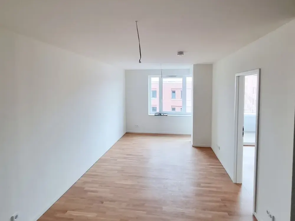 Living by the Water in an Extravagant Location 2-Room Apartment
