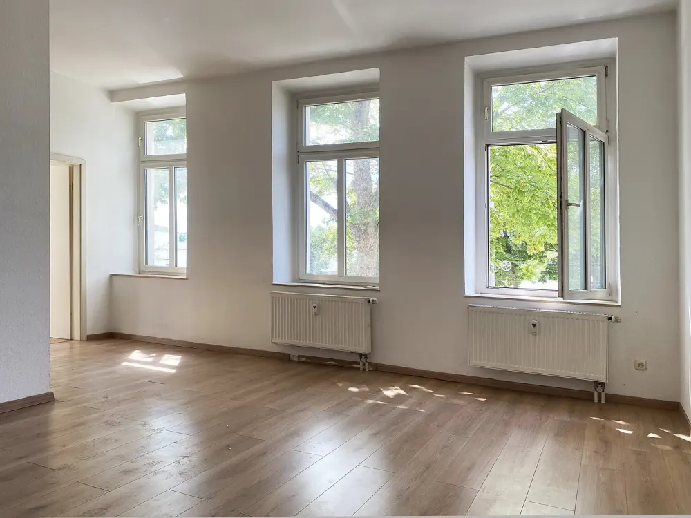 Freshly Renovated, Bright Apartment Opposite Bretschneiderpark