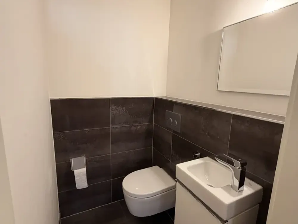 Traumhafte Maisonette Wohnung mit TG, EBK und 3 Balkonen