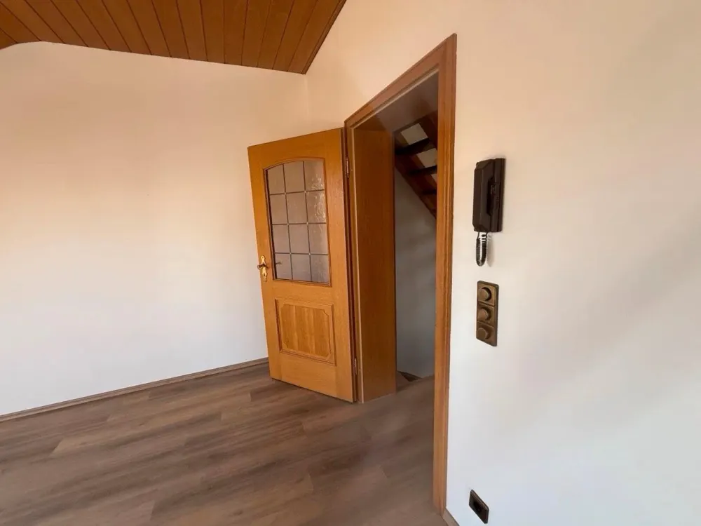 Dachgeschoss Wohnung in Holthausen