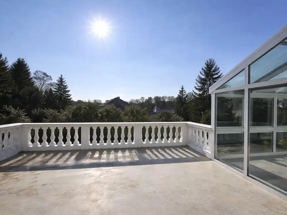 155 m² Traumwohnung mit großer Terrasse & Wintergarten, ruhig wohnen bei Berlin
