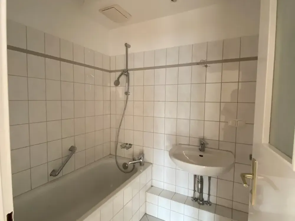 Neuwertiges Bad! 3 ZKB in Altenbauna