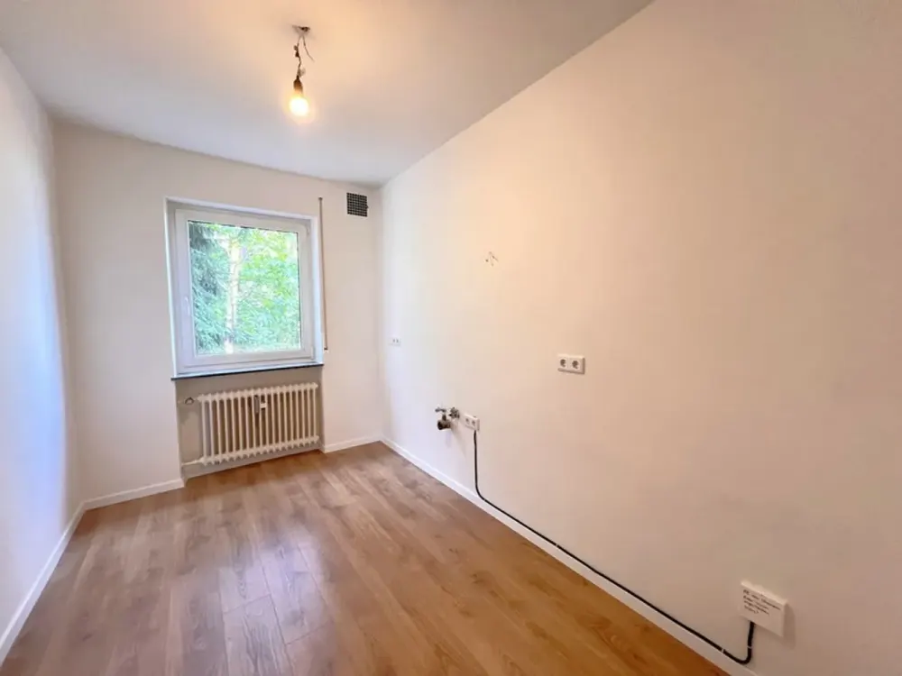 Frisch renoviert! Geräumige 3-Zimmer-Wohnung mit Balkon in Röthenbach a. d. Pegnitz