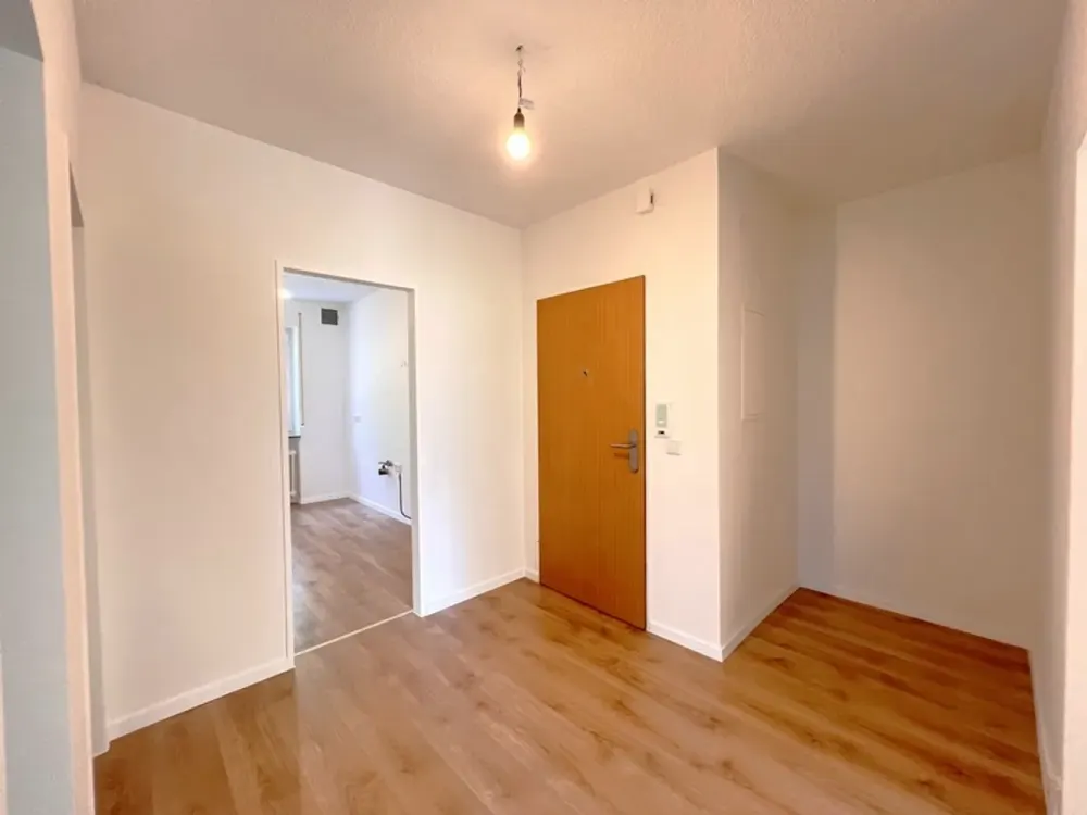 Frisch renoviert! Geräumige 3-Zimmer-Wohnung mit Balkon in Röthenbach a. d. Pegnitz