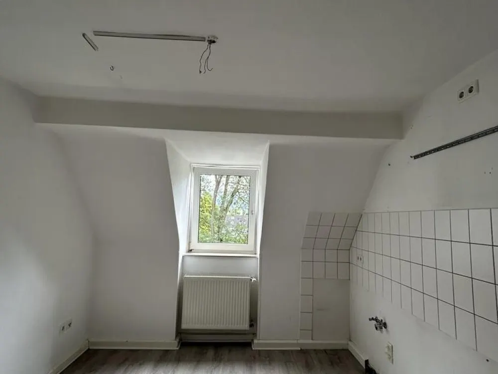 Available Soon! 2-Room Apartment in Leverkusen Opladen