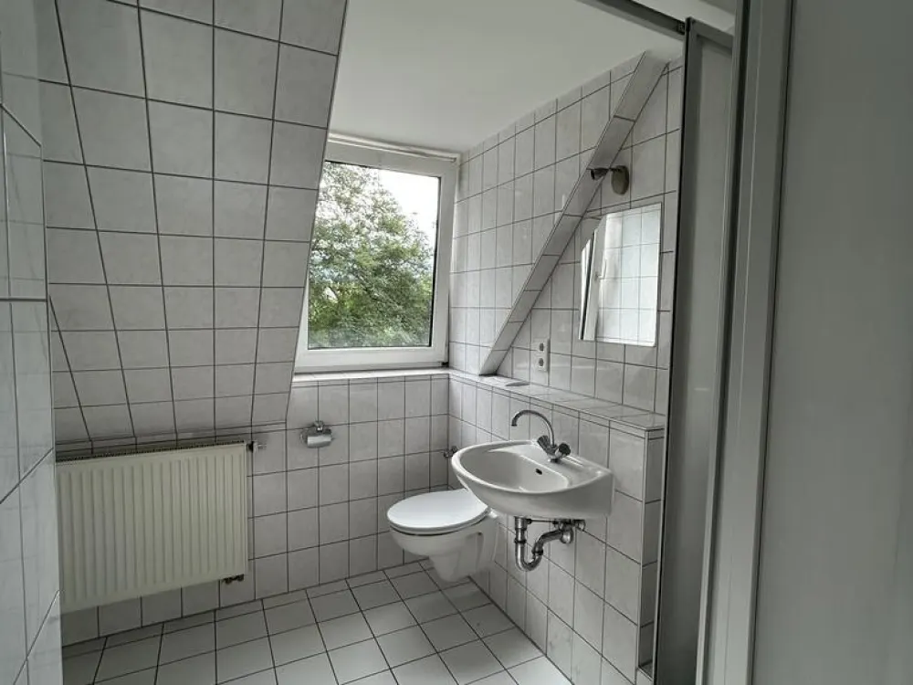 Available Soon! 2-Room Apartment in Leverkusen Opladen