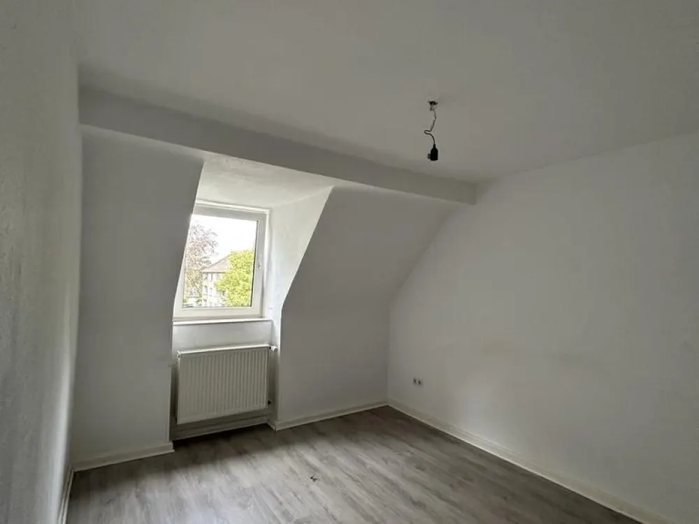 Available Soon! 2-Room Apartment in Leverkusen Opladen