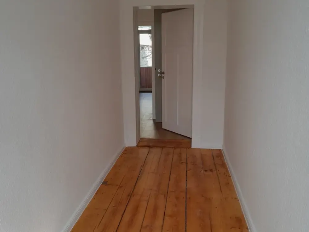 2 Raum Wohnung mit Balkon in Schönefeld-Abtnaundorf zu vermieten