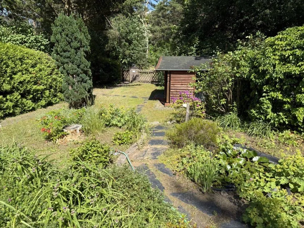 Ruhe, Platz und den Wald vor der Tür- Wohnung für Zwei, die auch das Gärtnern lieben