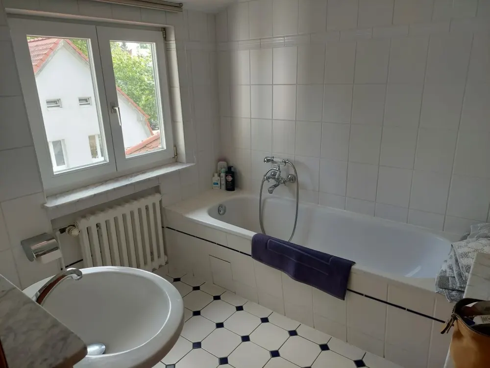 Wohnen im Dachgeschoss: 2-Zimmer-Wohnung in Dahlem