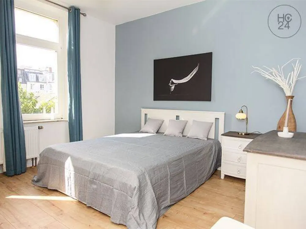 Exklusive und hip möblierte 3-Raum-Wohnung im beliebten Bachviertel von Leipzig (mit Balkon)