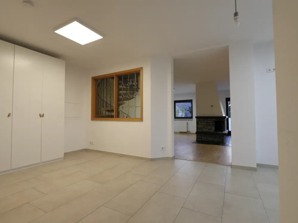 Exclusive Maisonette | 110 m² | Fireplace • Sauna • Balcony • 1.5 Underground Parking Spaces • Directly on the Forest Edge