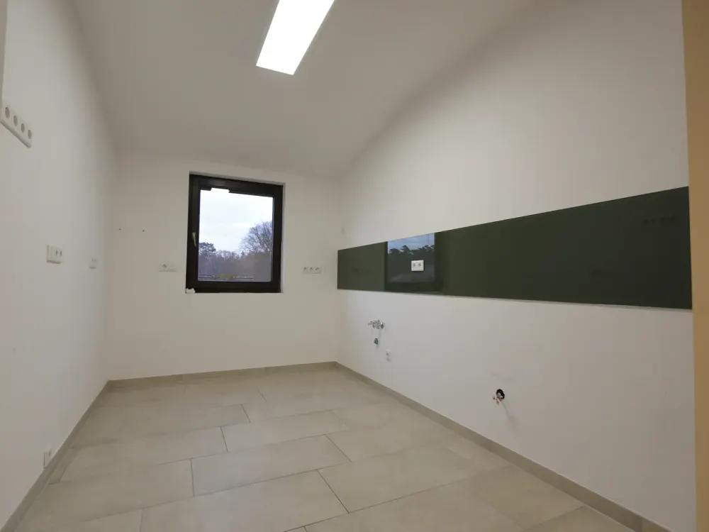 Exclusive Maisonette | 110 m² | Fireplace • Sauna • Balcony • 1.5 Underground Parking Spaces • Directly on the Forest Edge