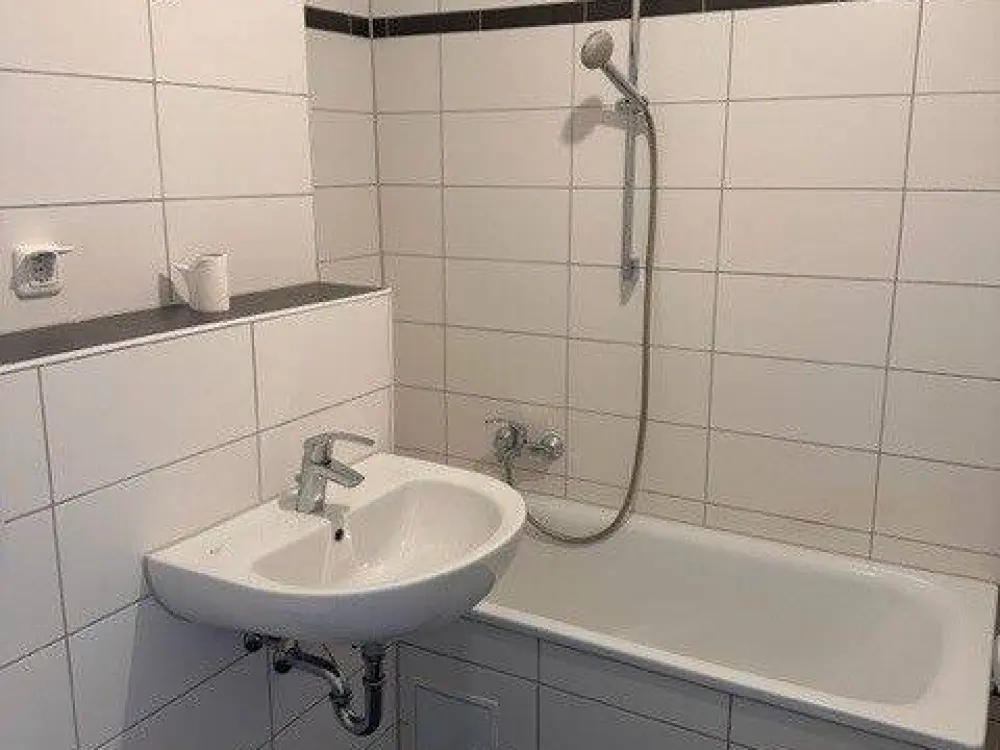 Schöne 1-Zimmer-Wohnung mit Balkon zu vermieten!