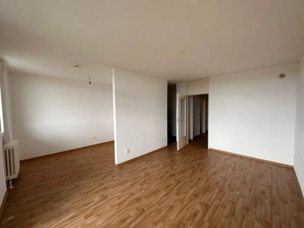 Schöne 1-Zimmer-Wohnung mit Balkon zu vermieten!