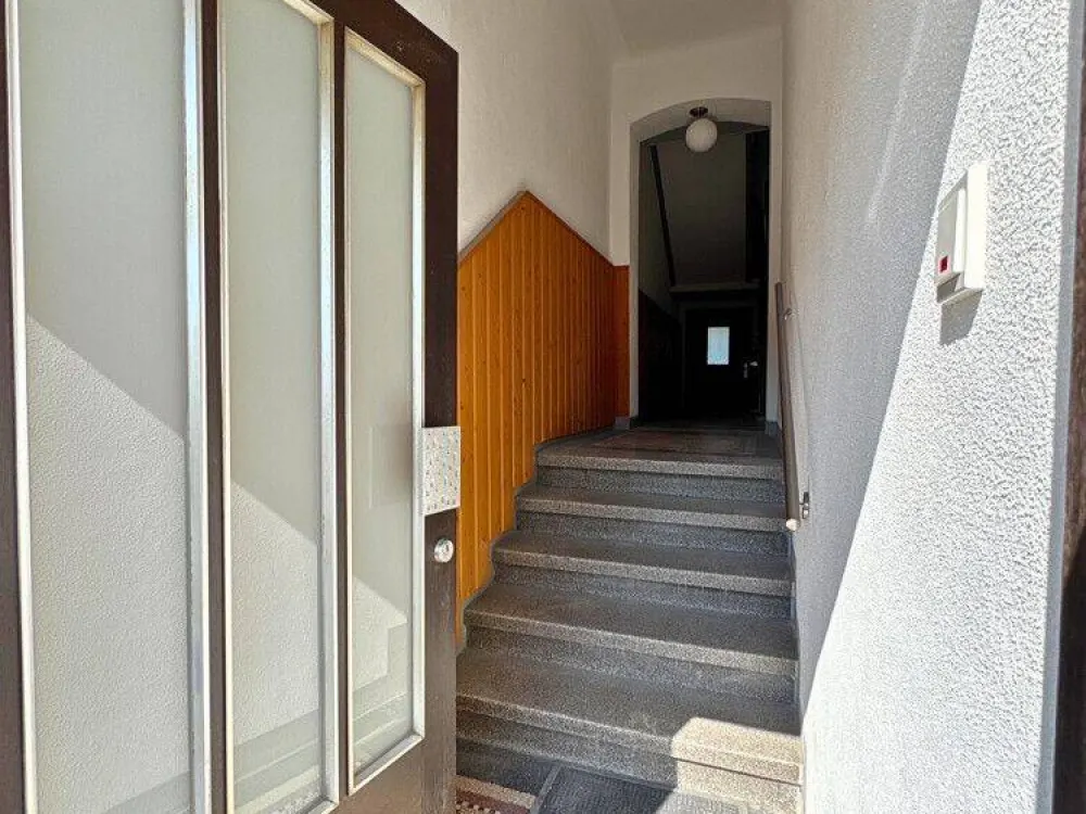 First Occupancy - Renovated 2-Room Apartment with Kitchen and Bathroom on the Ground Floor in a Great Location at Upper Rastpfuhl