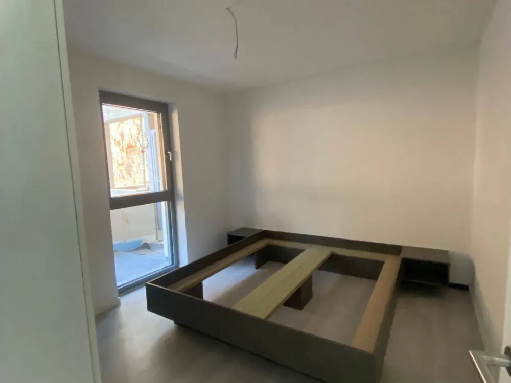 Bright, partially furnished 2-room apartment in new building in Alt-Saarbrücken