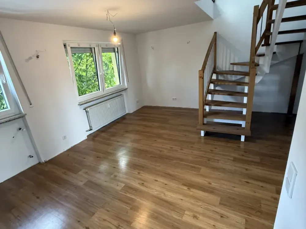 Sanierte 7-Zimmer -Maisonette inklusive High-Tech-Küche in Bruchköbel zu vermieten