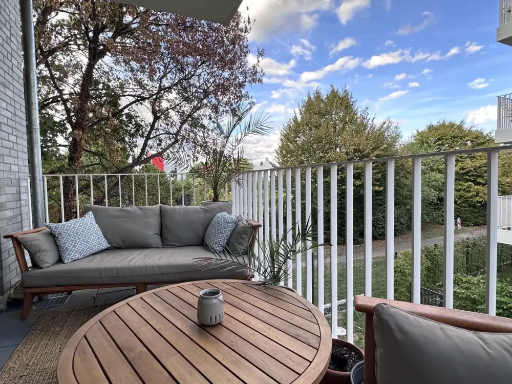 3-Zi,-Wohnung in Bockenheim (courtagefrei) / New 2 bedroom apartment