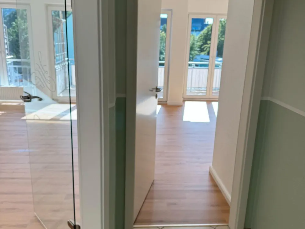 Helle 3 Zi. Wohnung gr. Balkon Neustadt Erstbezug n. Renovierung