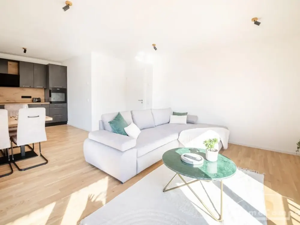 27679 HomeCompany Dresden Möbliert/Furnished 3-Zimmer Wohnung in Radebeul max. 4 Personen