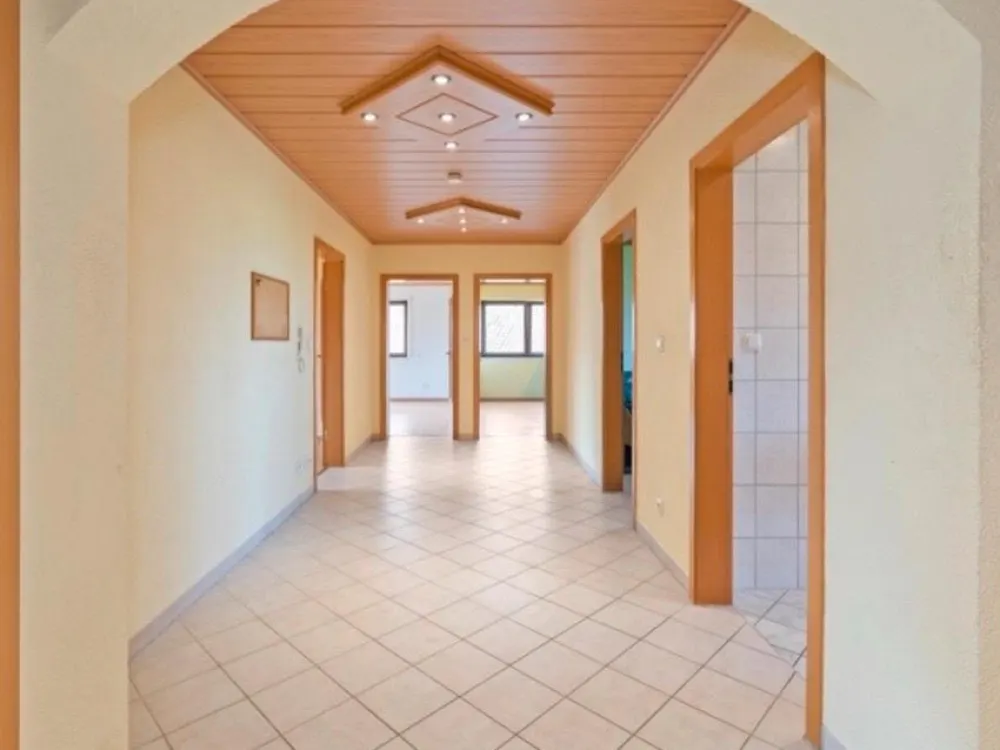 4 Zimmer Wohnung in ruhiger Ortsrandlage