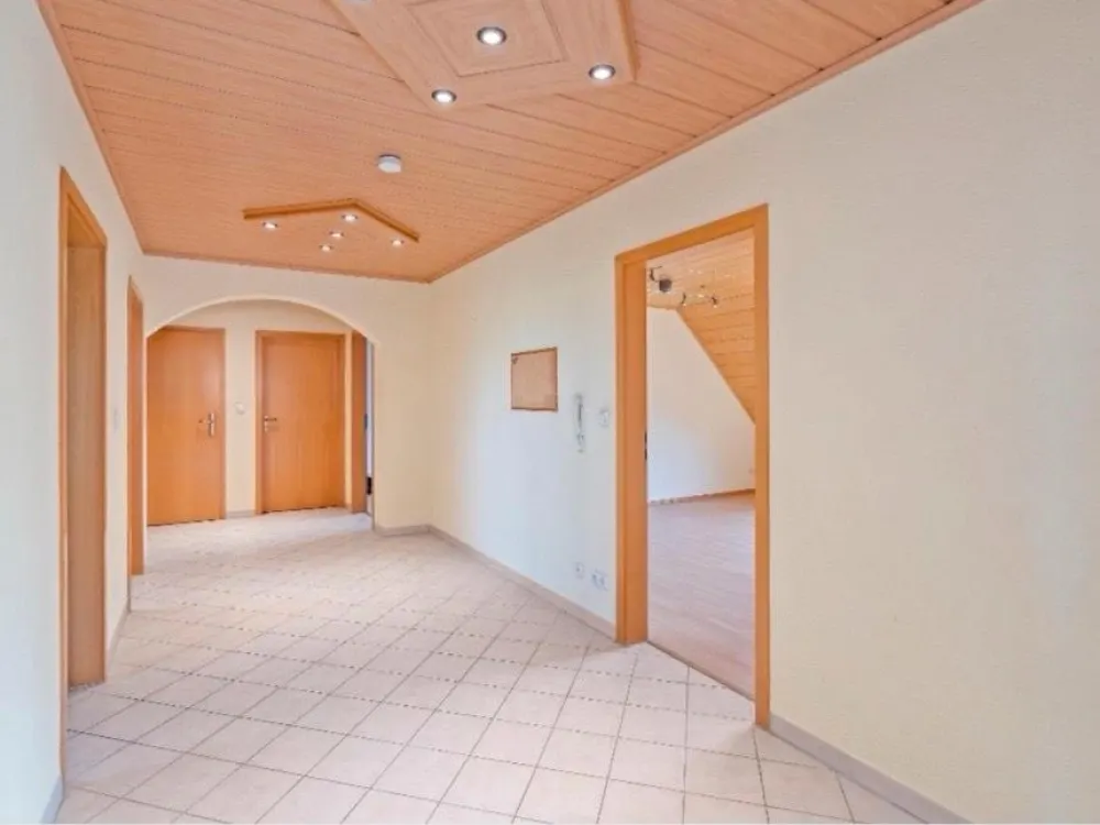 4 Zimmer Wohnung in ruhiger Ortsrandlage