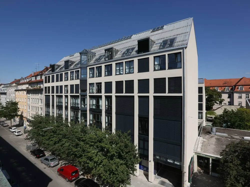 Helle und ruhig gelegene Wohnung in zentraler Top-Lage. Inkl. Küche!