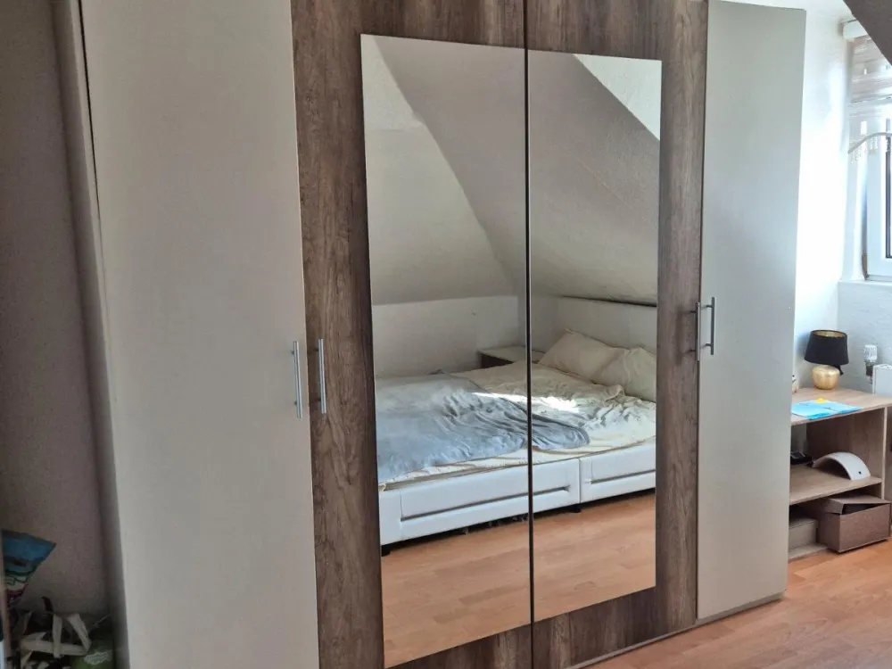 2-Zimmer Dachgeschosswohnung zum vermieten, ab 01.06.2026