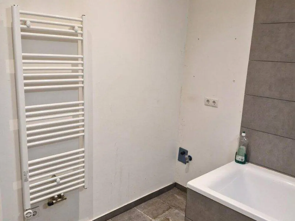 Sanierte 2-Zimmer-Wohnung mit Balkon - im Park, Berlin-Staaken