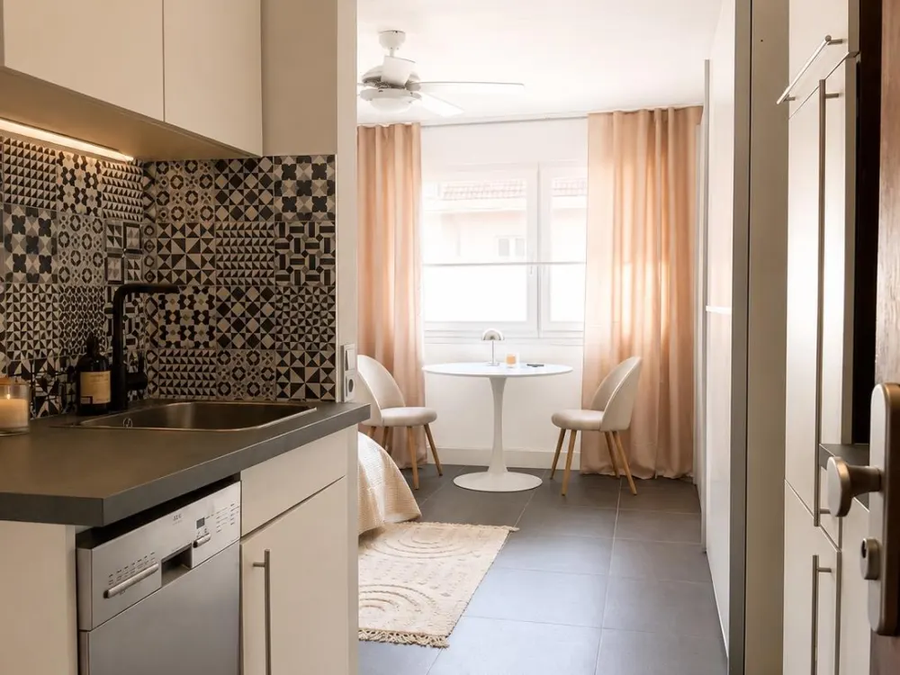 Möbliertes Apartment in Bilk - ALL IN Miete