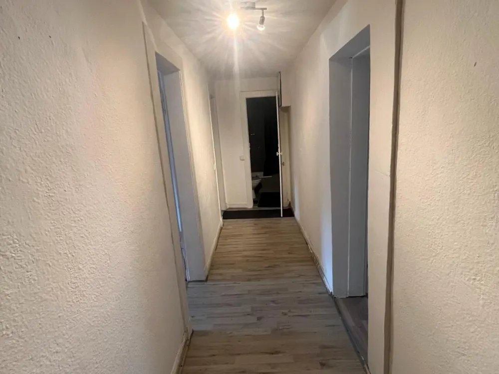 Top renovierte Wohnung 85 m² inklusive Neu Bad