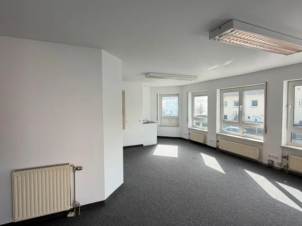 2-Zimmer-Wohnung in Nürnberg-Laufamholz, vollmöbliert & bezugsfertig