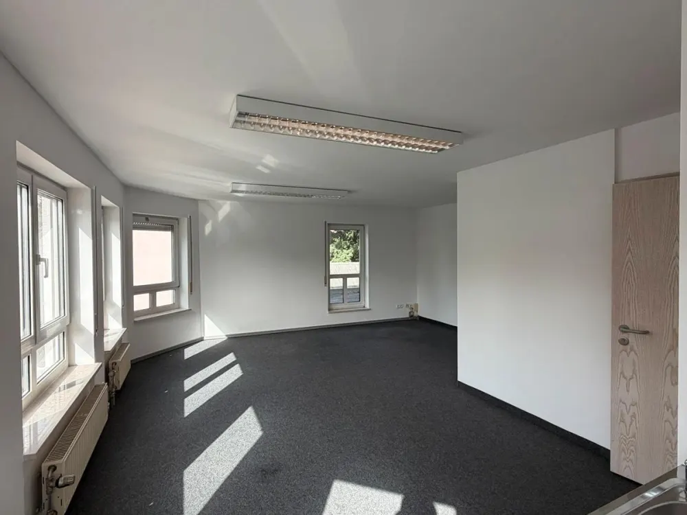 2-Zimmer-Wohnung in Nürnberg-Laufamholz, vollmöbliert & bezugsfertig