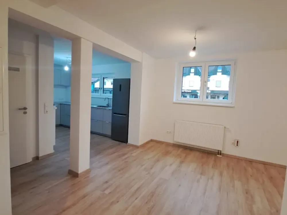 Second Occupancy After Energetic Core Renovation in Stylish 3.0-Room Apartment in Rheinstetten