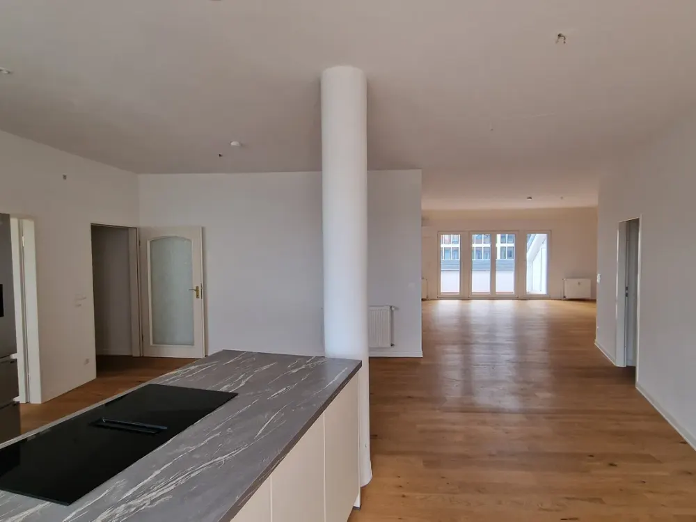 Hochherrschaftlicher Altbau am Kurfürstendamm - teilgewerbliche Nutzung
