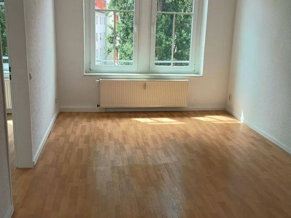Frisch renovierte Dreiraumwohnung mit Balkon