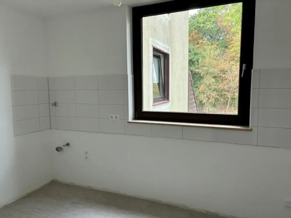 Smarter Living: Central 2-Room Apartment